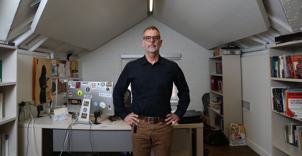 Citizen Lab Director Warns Cyber Industry of U.S. Authoritarian Descent