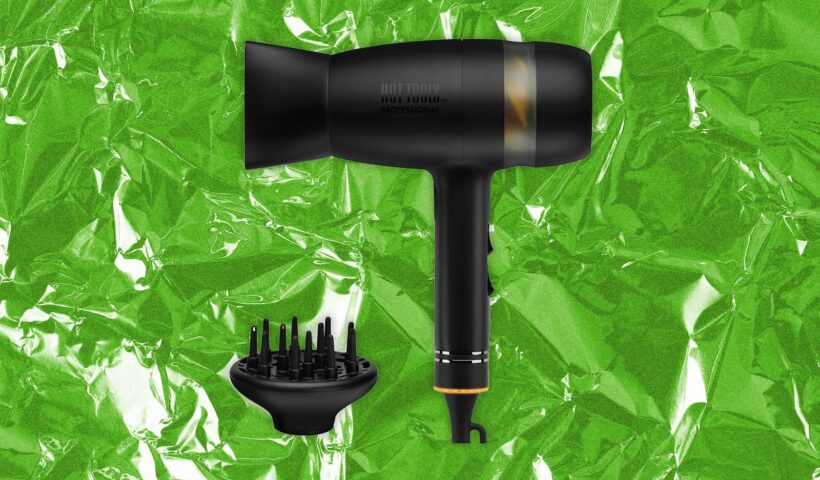 Top Hair Dryer: Thorough Testing in Real Apartments (2025)