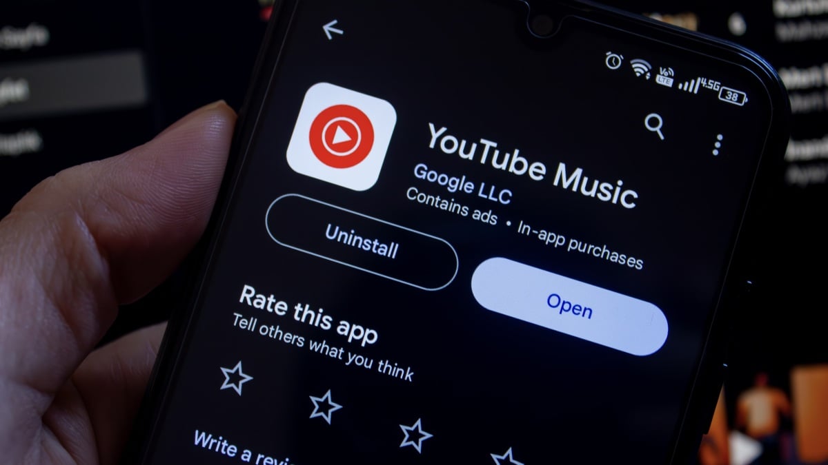 YouTube Music Adds Long-Awaited Google Podcasts Feature